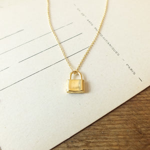 Hidden Treasures Necklace by Becoming Jewelry, displayed on a card with printed lines.