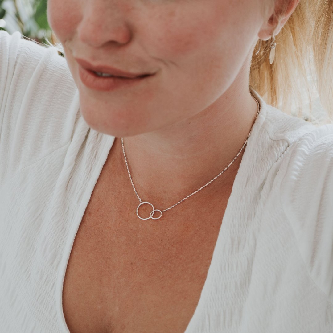 Mother necklace on model